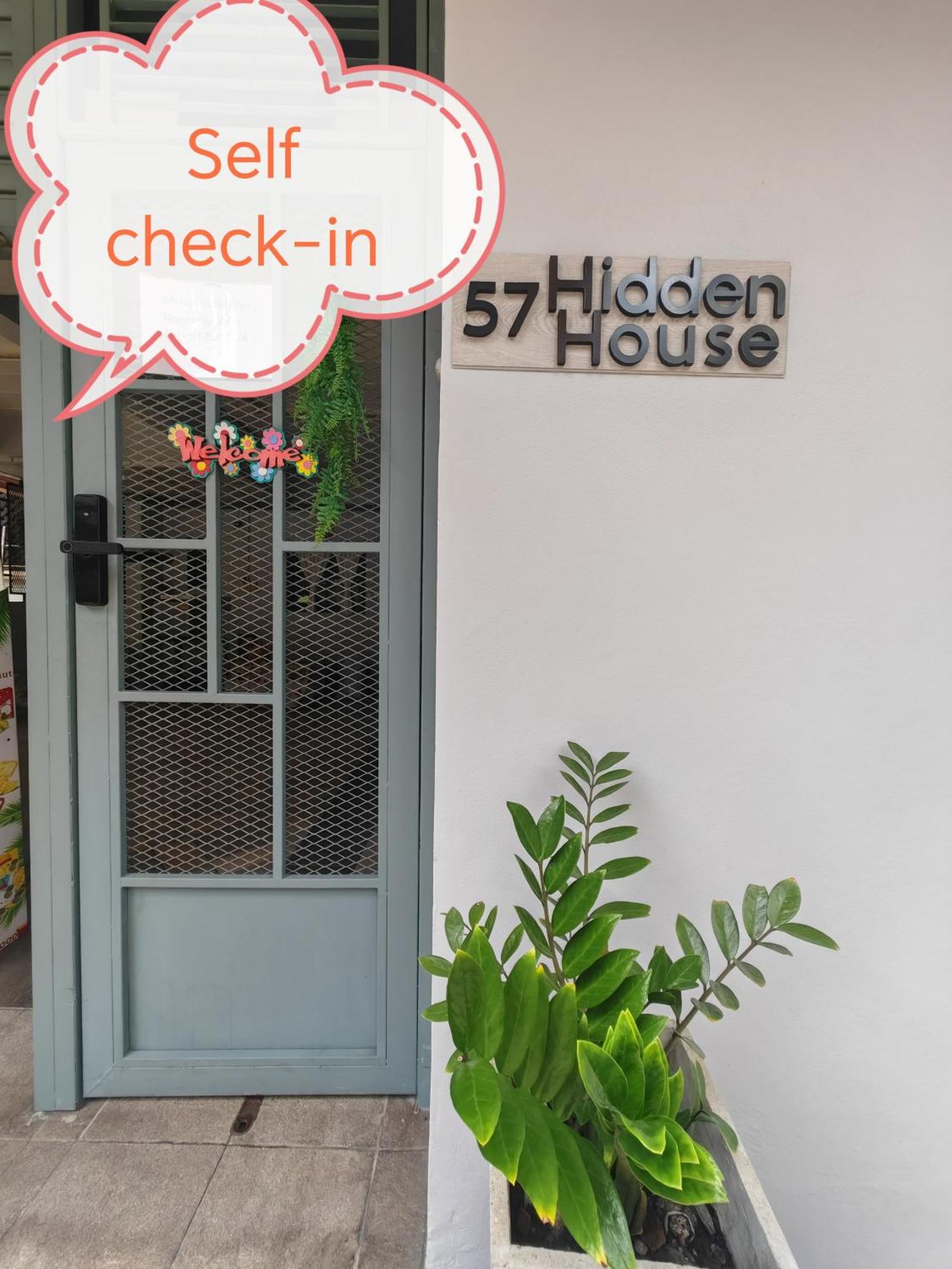 57 Hidden House Bkk Chinatown Hotel Банкок Екстериор снимка