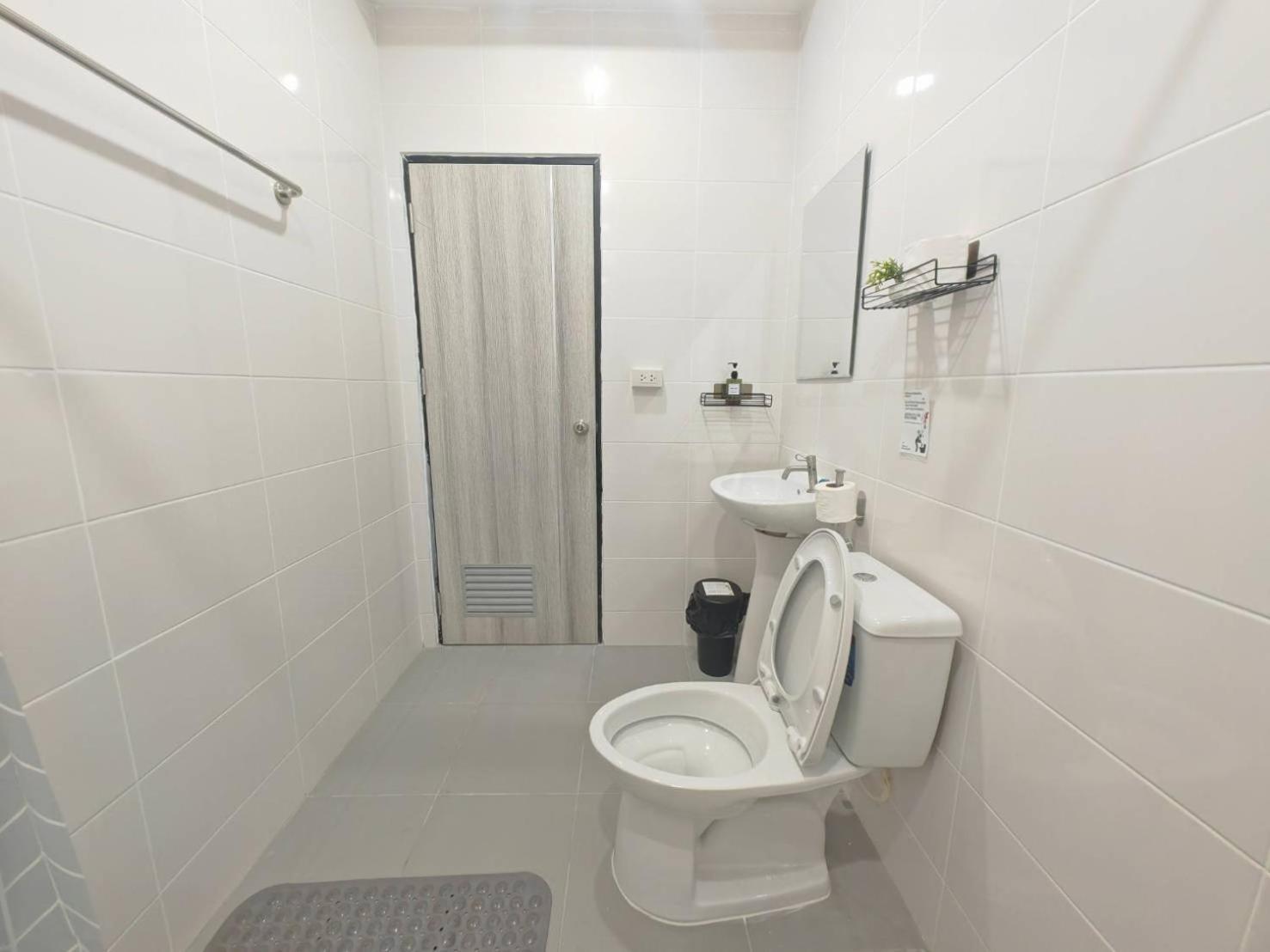 57 Hidden House Bkk Chinatown Hotel Банкок Екстериор снимка