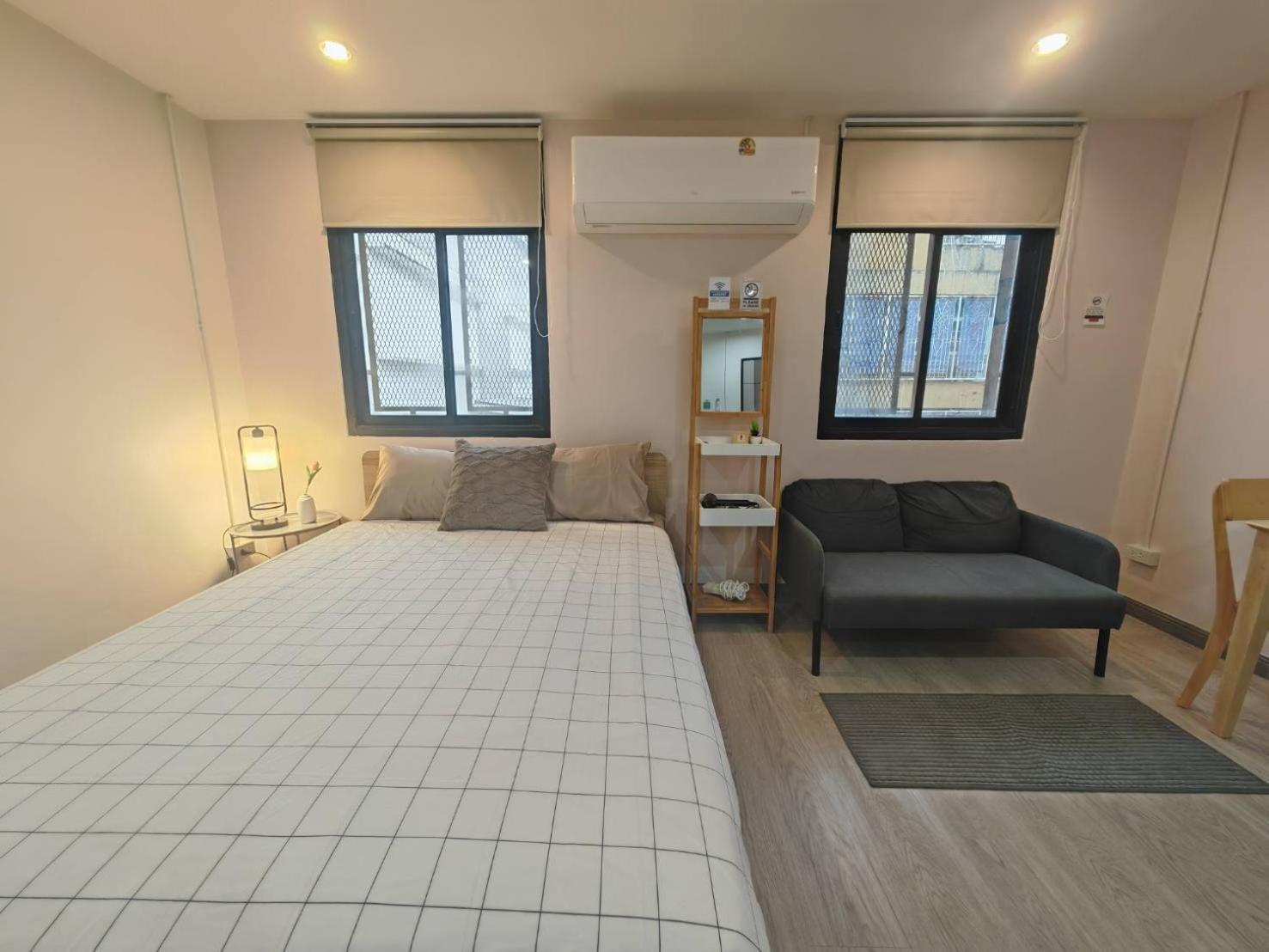 57 Hidden House Bkk Chinatown Hotel Банкок Екстериор снимка