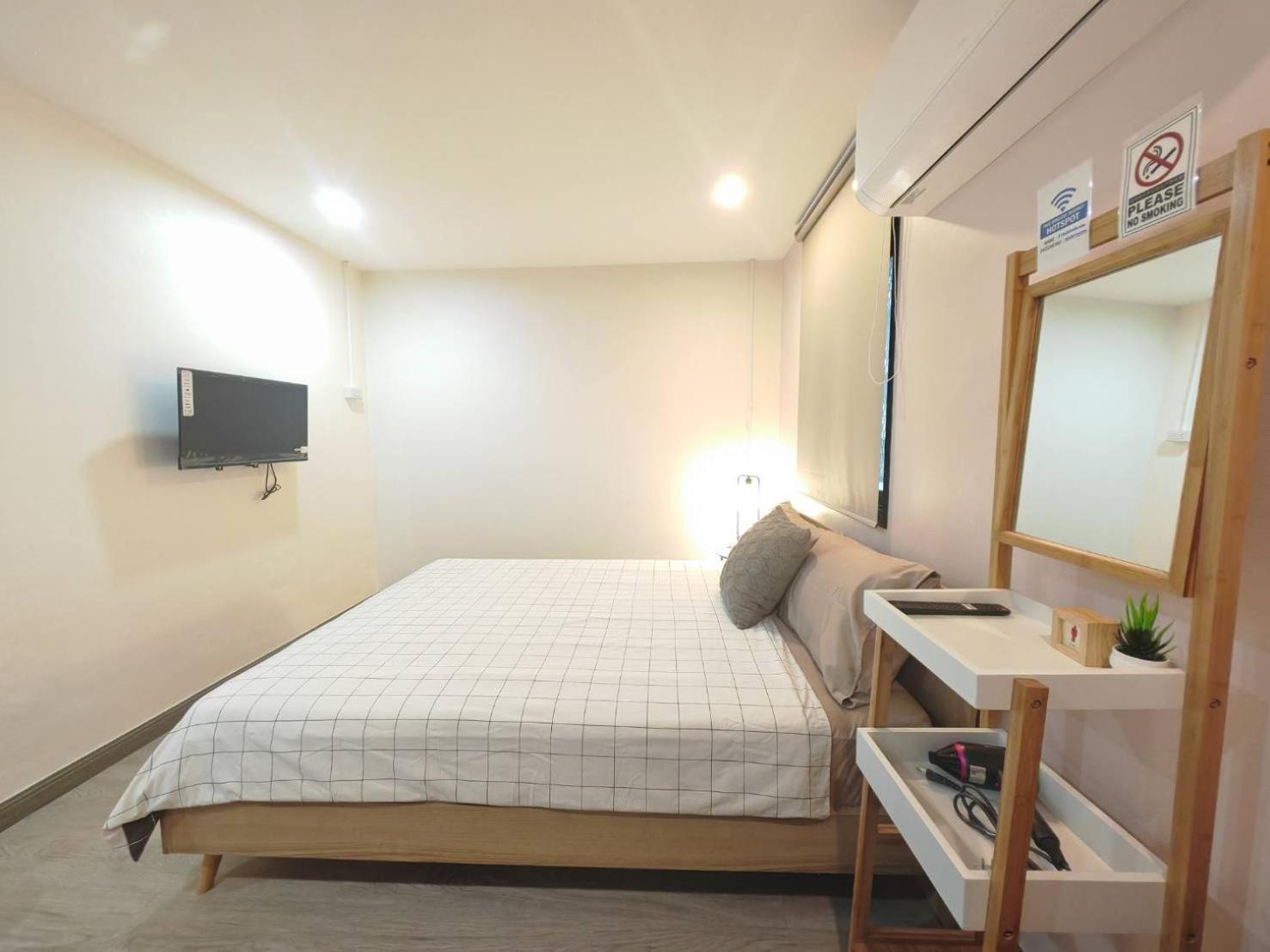 57 Hidden House Bkk Chinatown Hotel Банкок Екстериор снимка