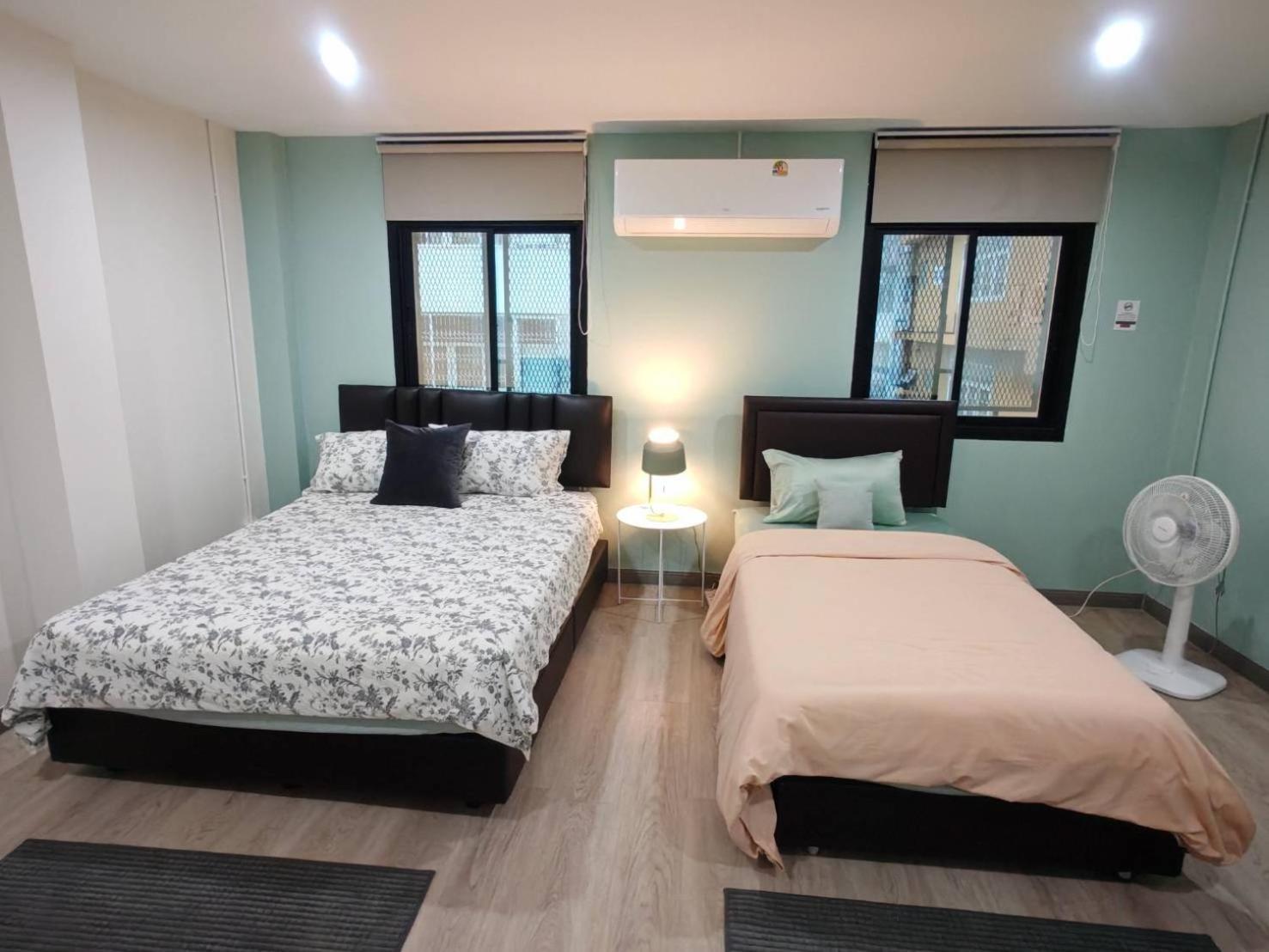 57 Hidden House Bkk Chinatown Hotel Банкок Екстериор снимка